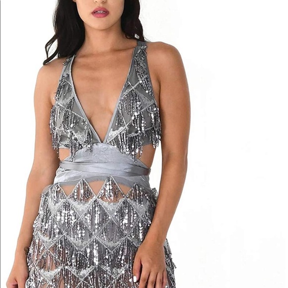 Glitter Sexy Deep V Neck Sequin Beaded Halter Bodycon Mini Nightclub Party Dress - Picture 9 of 10